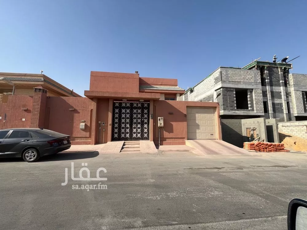 فيلا للبيع في شارع ابن الوراق, حي الربوة, مدينة الرياض, منطقة الرياض 1 صورة