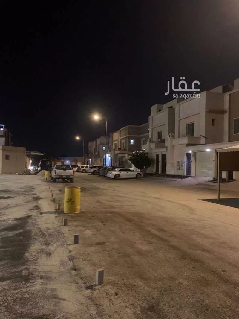 استراحة للبيع في شارع محمد بن محمد النويري, حي الرمال, مدينة الرياض, منطقة الرياض 1 صورة