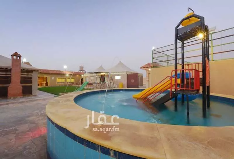 استراحة للبيع في شارع الحصين بن بدر بن امرئ القيس, مدينة قريه ديراب, منطقة الرياض 1 صورة