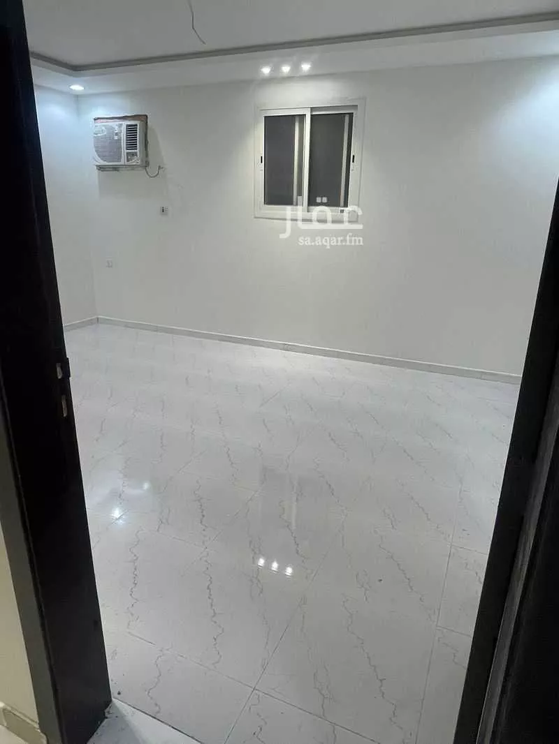 عمارة للإيجار في شارع جبل الأرام, حي ظهرة لبن, مدينة الرياض, منطقة الرياض 1 صورة