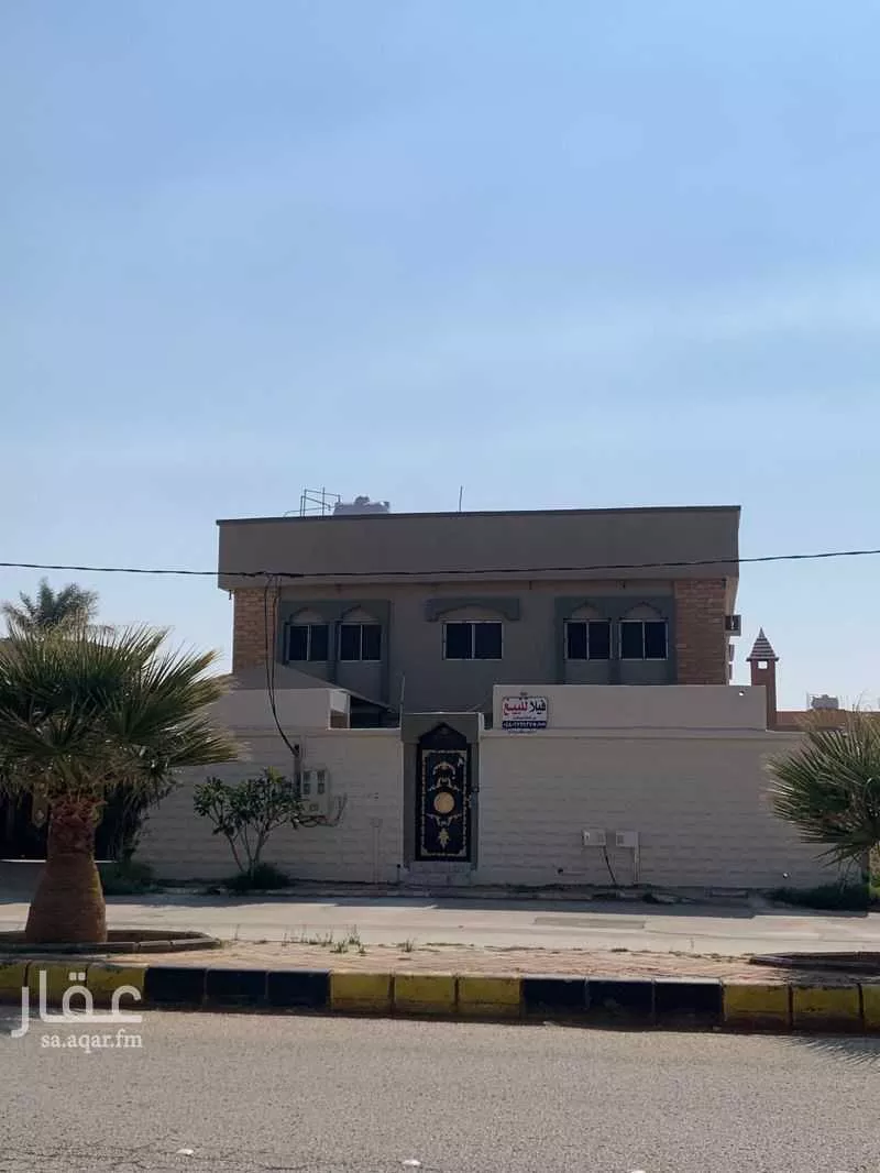 فيلا للبيع في شارع الخليل بن أحمد, علقة, الزلفي 1 صورة