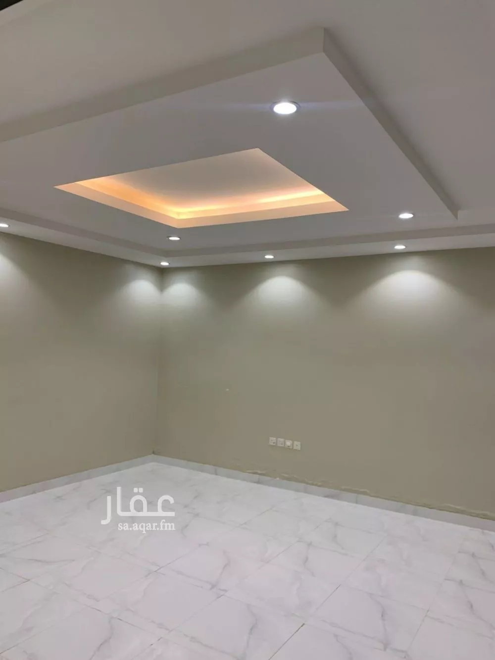 عمارة للإيجار في شارع كراتشي, حي الملك فيصل, مدينة الرياض, منطقة الرياض 1 صورة