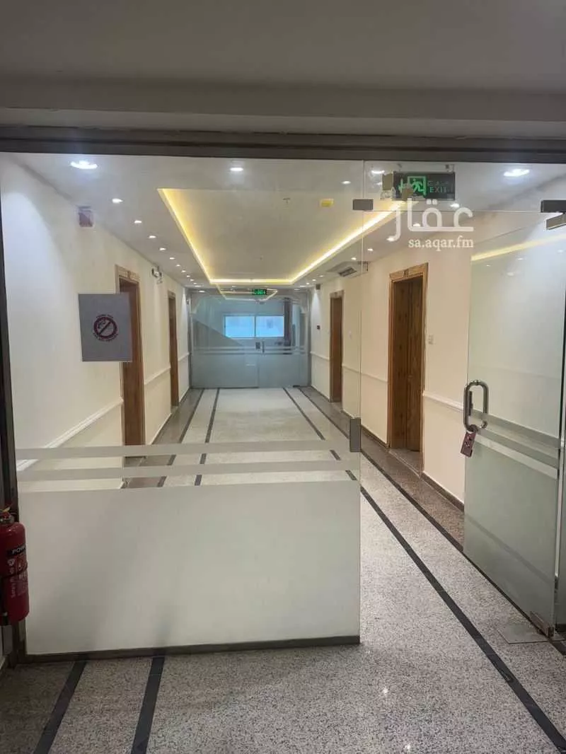 عمارة للإيجار في شارع طريق الملك فهد, حي العليا, مدينة الرياض, منطقة الرياض 1 صورة
