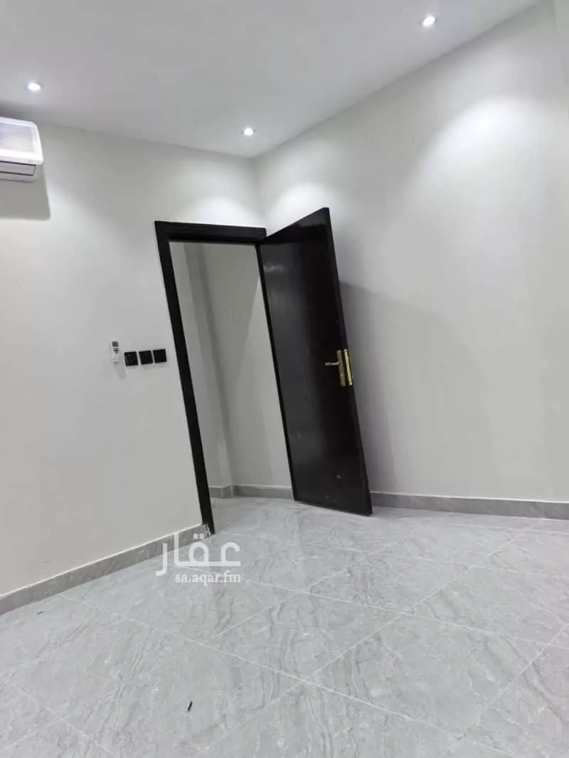 شقة للإيجار في شارع عائشة بنت ابي بكر, حي الزهرة, مدينة الرياض, منطقة الرياض 1 صورة