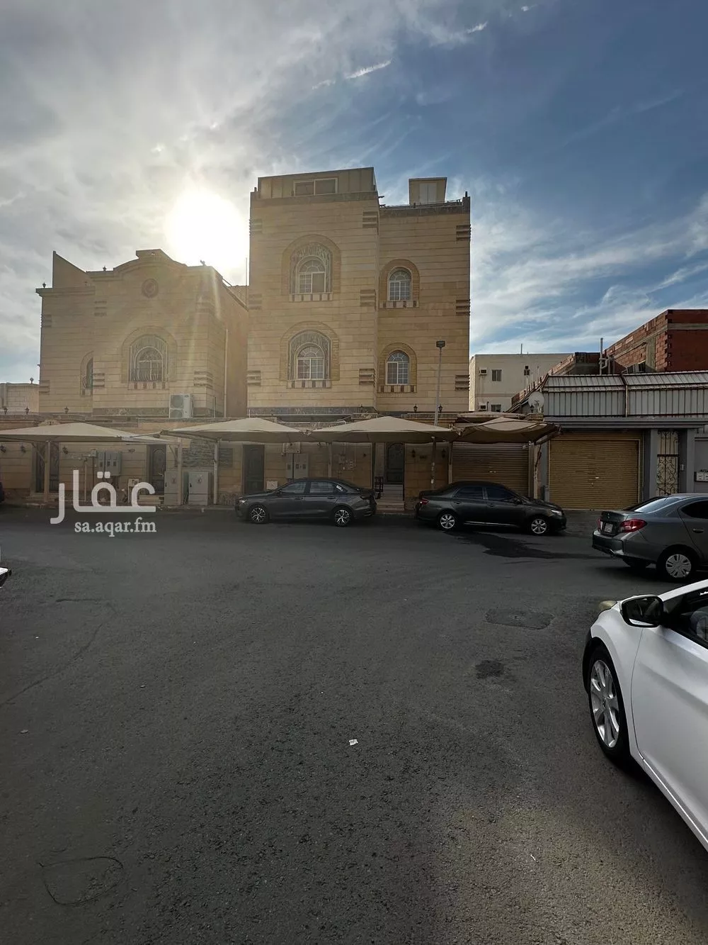 عمارة للبيع في شارع الحوية, حي المنار, مدينة جدة, منطقة مكة المكرمة 1 صورة