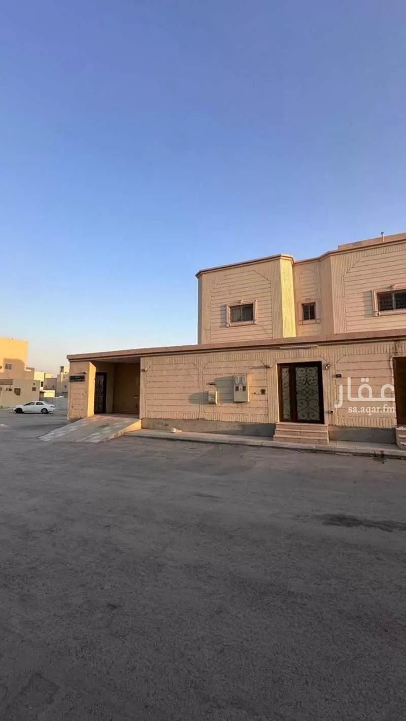 فيلا للبيع في شارع حيان بن كرز, حي ظهرة البديعة, مدينة الرياض, منطقة الرياض 1 صورة