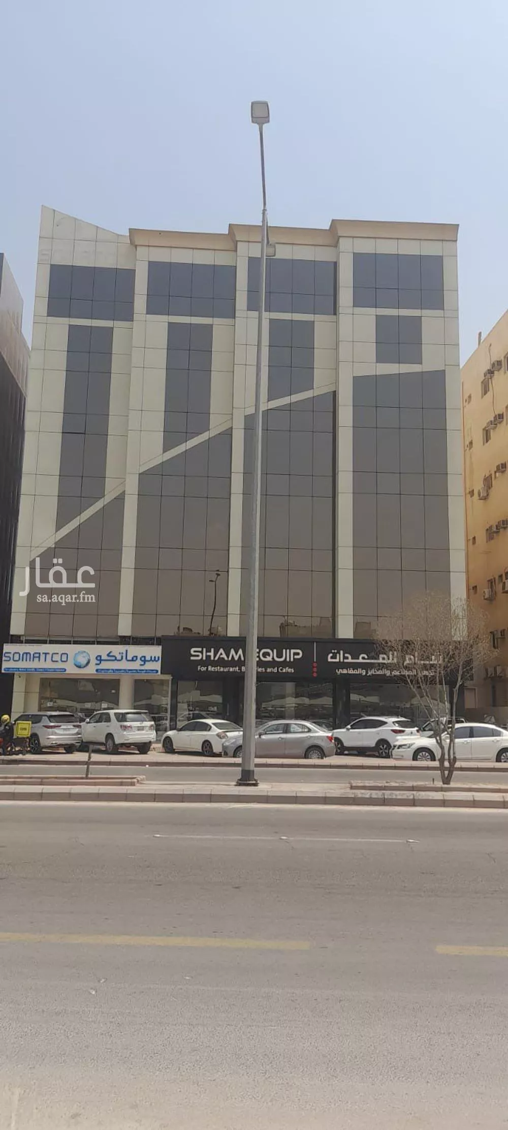 مكتب تجاري للإيجار في شارع الامير عبدالعزيز بن مساعد بن جلوي, حي المربع, مدينة الرياض, منطقة الرياض 1 صورة