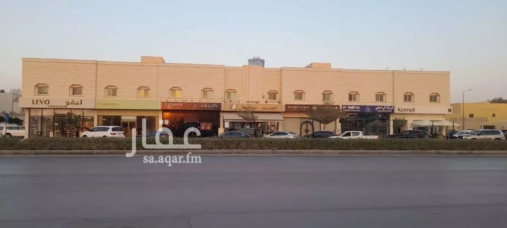 مكتب تجاري للإيجار في شارع التخصصي الفرعي, حي المحمدية, مدينة الرياض, منطقة الرياض 1 صورة