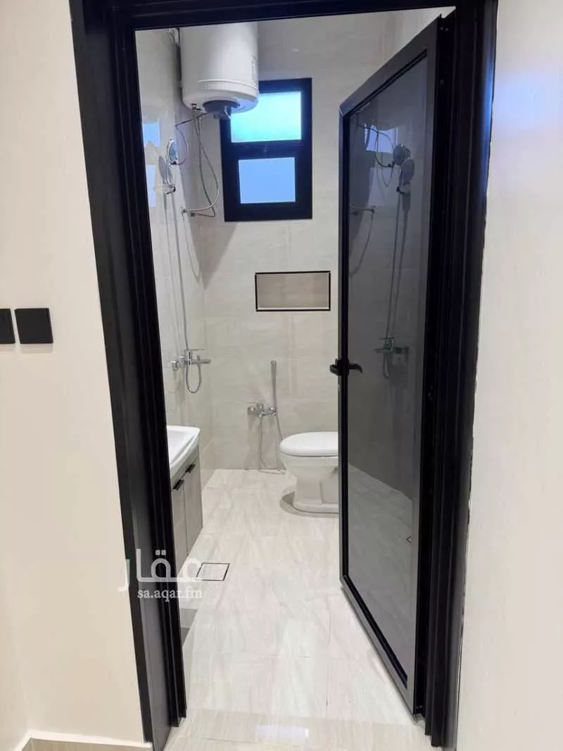 شقة للبيع في شارع غياث بن فارس, حي الملك فهد, مدينة عنيزة, منطقة القصيم 1 صورة