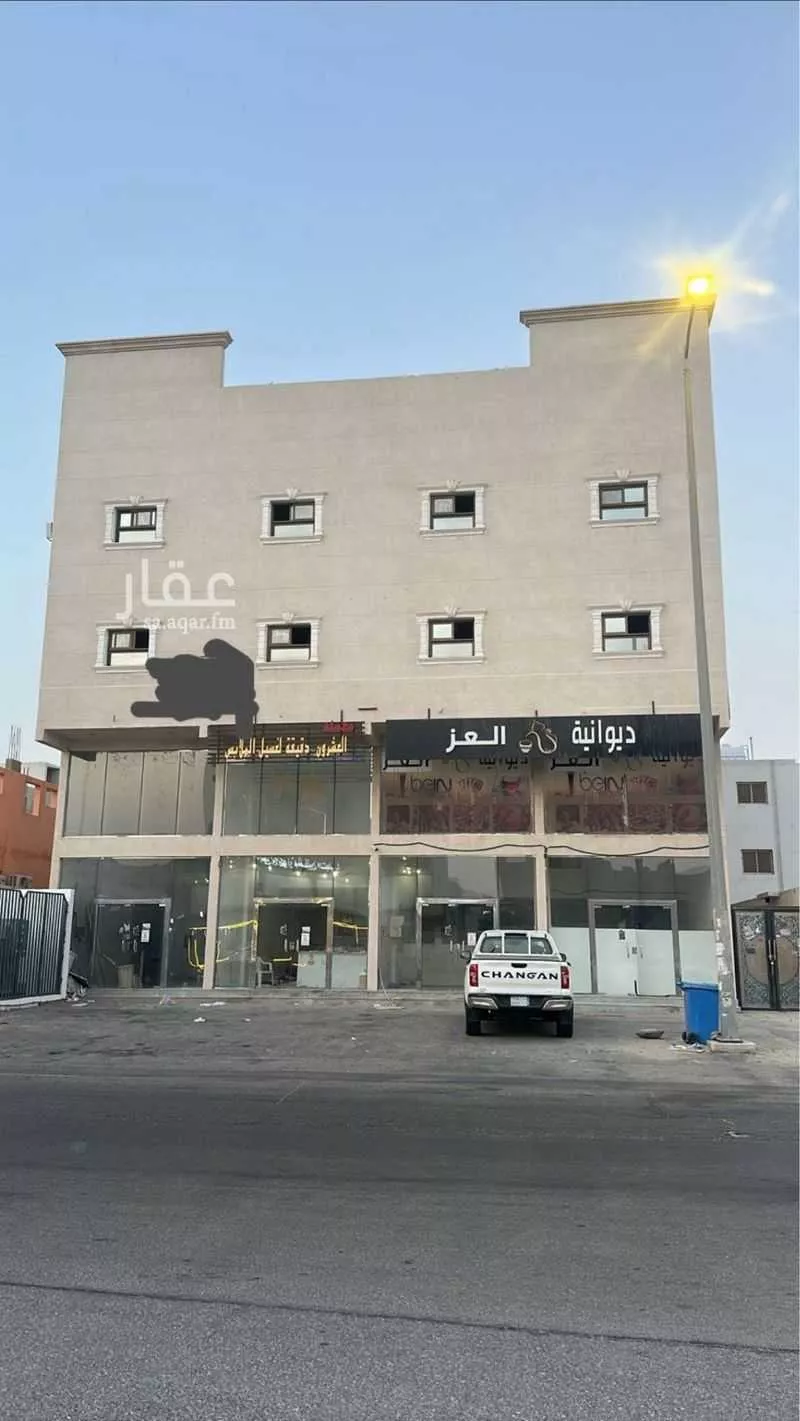محل للإيجار في شارع الامير احمد بن عبدالعزيز, حي الجامعيين, مدينة الاحساء, المنطقة الشرقية 1 صورة