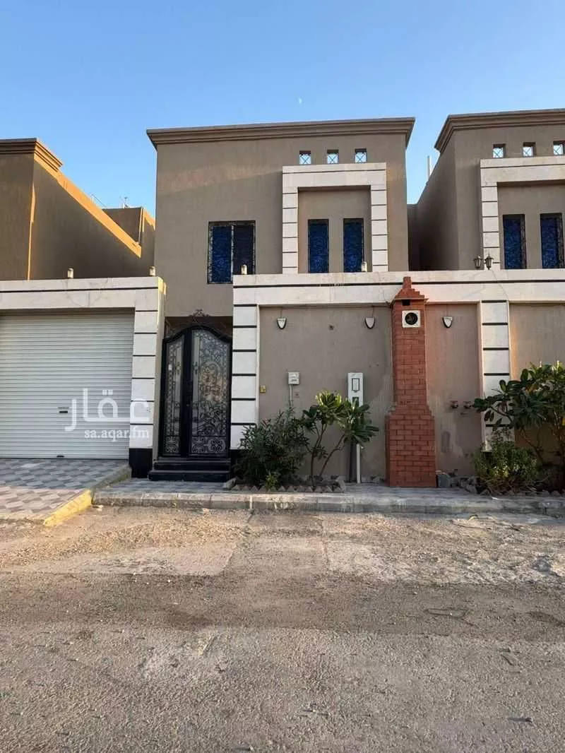 فيلا للبيع في شارع راس ابو علي ، حي ضاحية الملك فهد ، الدمام ، الدمام 1 صورة