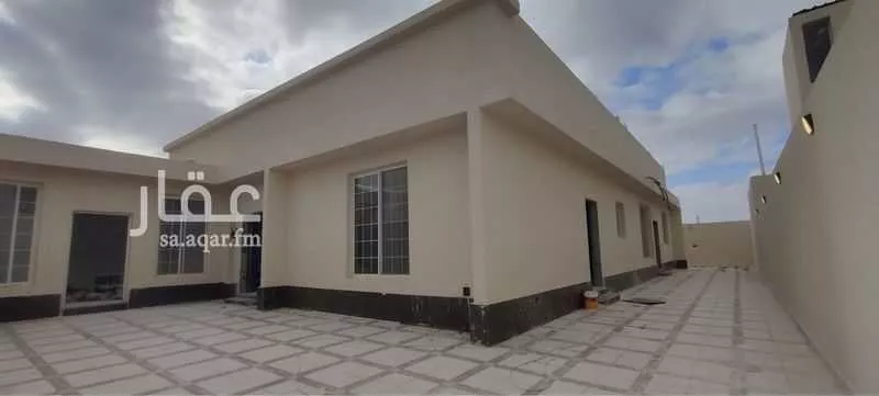 فيلا للبيع في شارع الملك عبدالله 213, حي الملك عبدالله, مدينة شقراء, منطقة الرياض 1 صورة