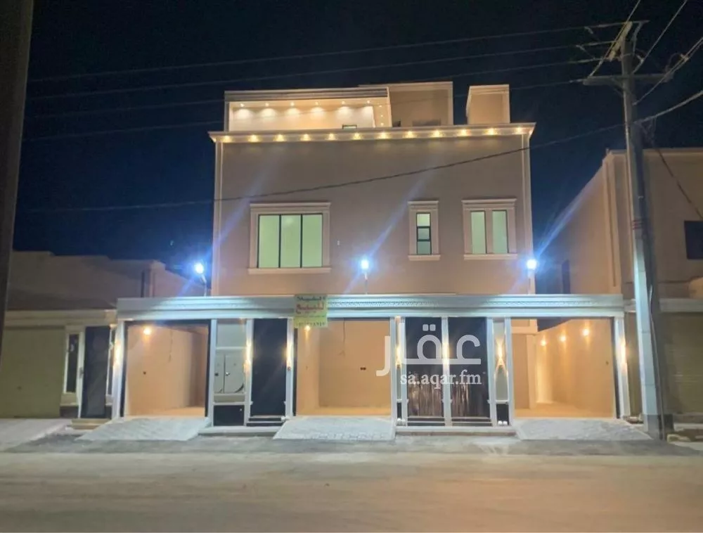 دور للبيع في شارع الورود 22, حي الورود, مدينة المزاحمية, منطقة الرياض 1 صورة