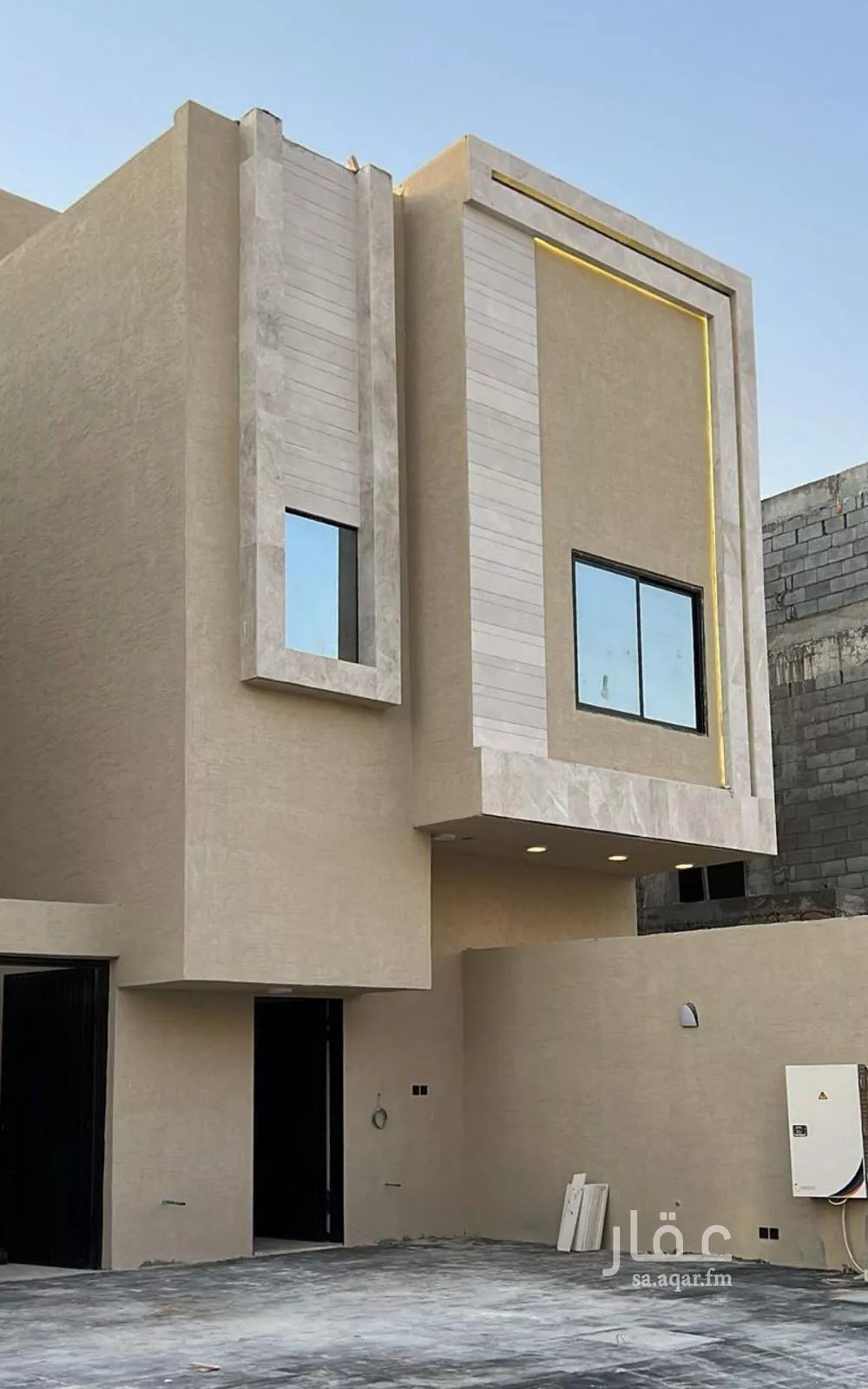 شقة للبيع في شارع عبداللطيف المبارك, حي عكاظ, مدينة الرياض, منطقة الرياض 1 صورة