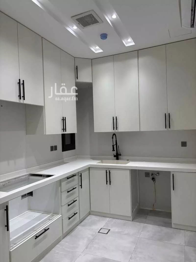 شقة للإيجار في شارع وادي البطحاء, حي الملقا, مدينة الرياض, منطقة الرياض 1 صورة