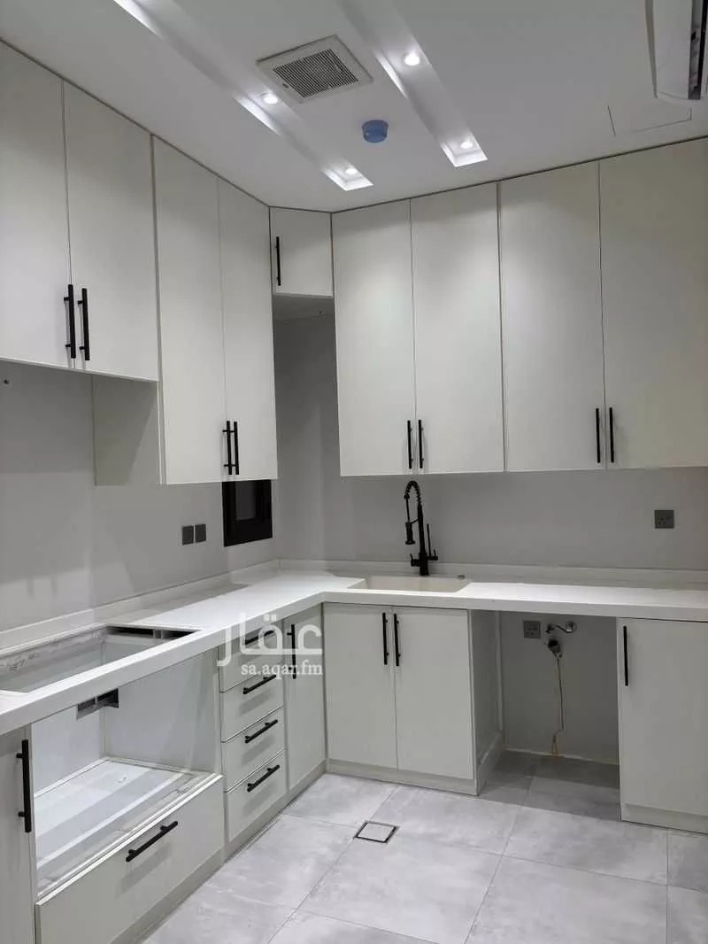 شقة للإيجار في شارع وادي البطحاء, حي الملقا, مدينة الرياض, منطقة الرياض 1 صورة