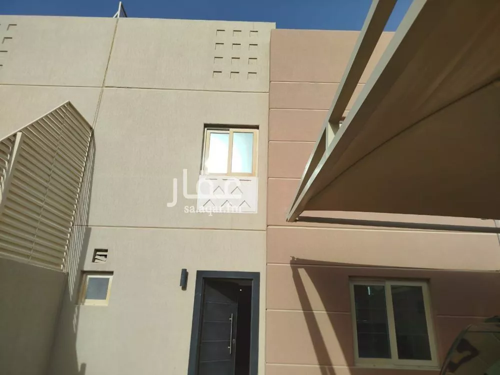 فيلا للإيجار في شارع سلمان بن مالك, حي مطار الملك خالد الدولي, مدينة الرياض, منطقة الرياض 1 صورة