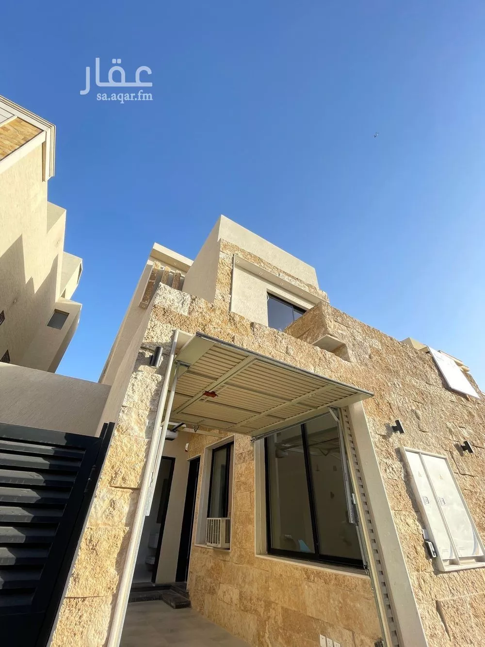 دور للبيع في شارع ابي علي الهجري, حي العارض, مدينة الرياض, منطقة الرياض 1 صورة