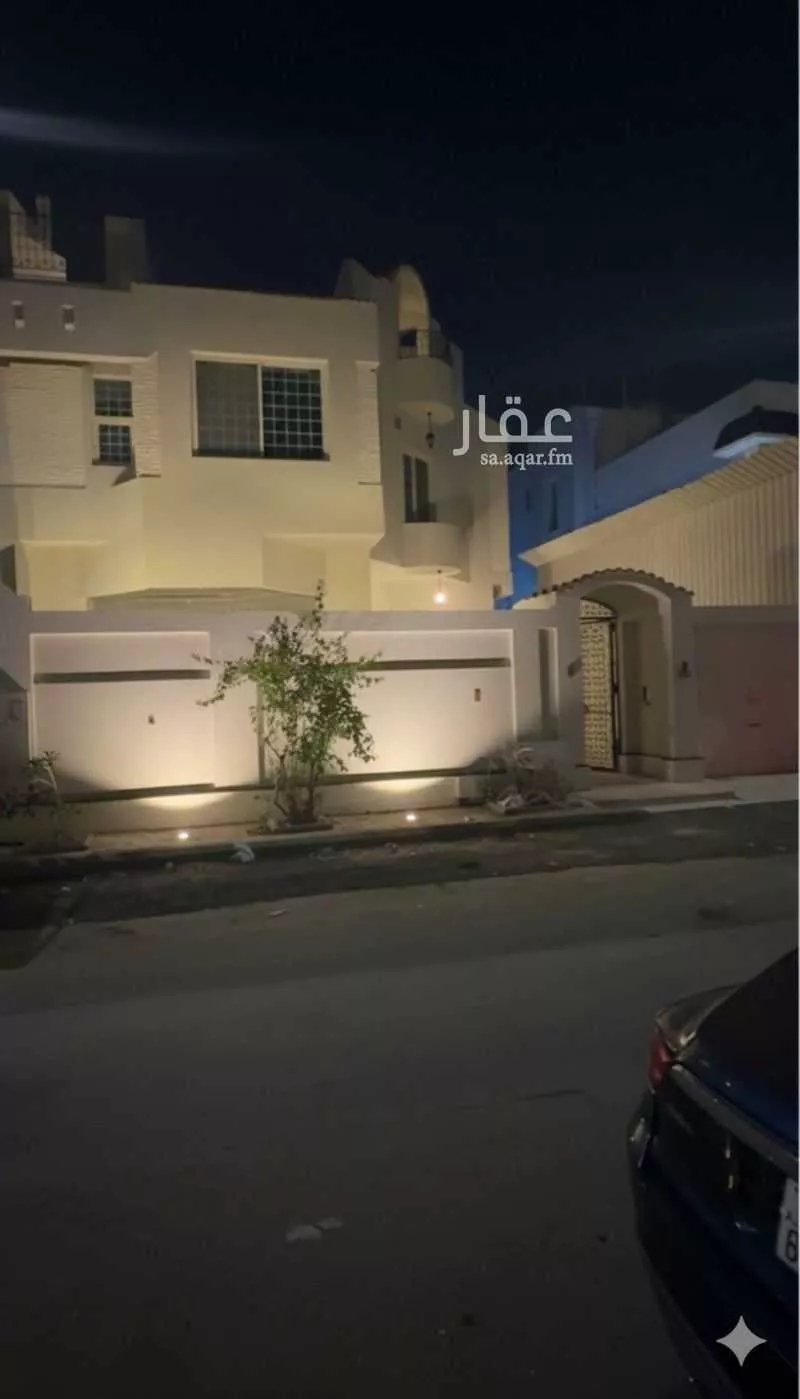 فيلا للإيجار في شارع عبدالعزيز ابن رفيع, حي الشاطئ, مدينة جدة, منطقة مكة المكرمة 1 صورة