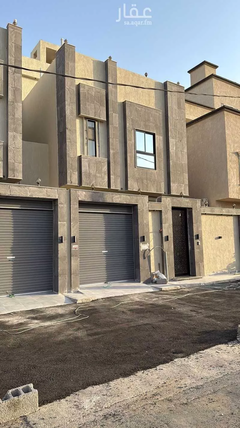 فيلا للبيع في شارع القرينية 137, حي القرينية, مدينة جدة, منطقة مكة المكرمة 1 صورة