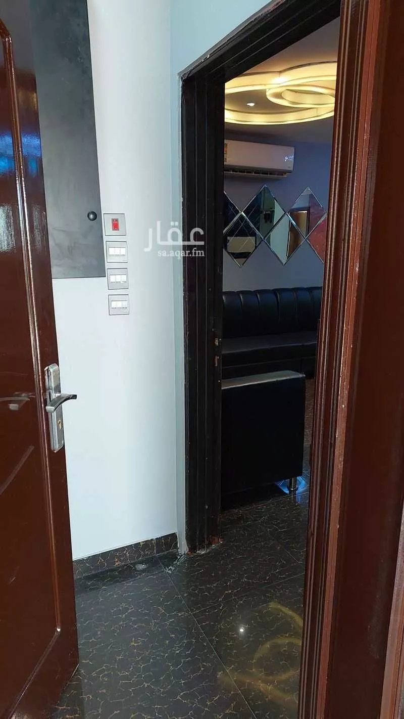 شقة للإيجار في شارع ابن ميسر, حي العزيزية, مدينة الرياض, منطقة الرياض 1 صورة
