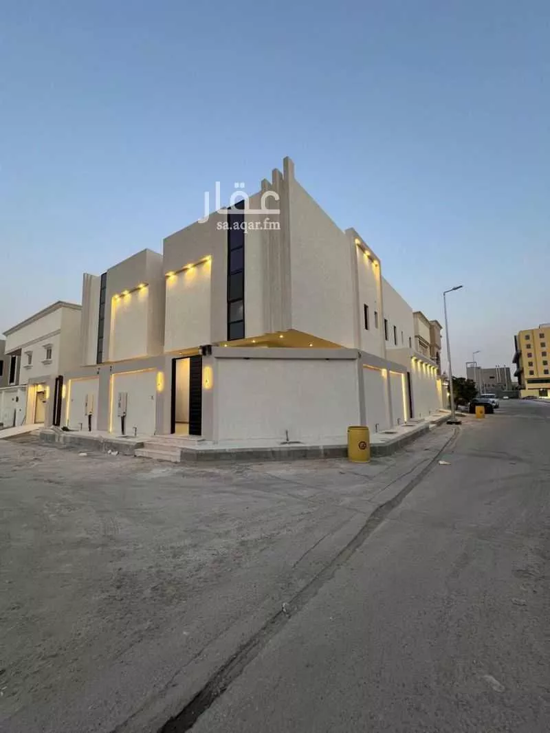 فيلا للبيع في شارع البذل, حي الجامعيين, مدينة الاحساء, المنطقة الشرقية 1 صورة