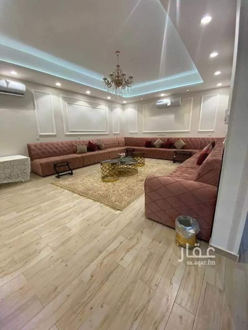 استراحة للبيع في شارع عبداللطيف بن المبارك, حي المهدية, مدينة الرياض, منطقة الرياض 1 صورة