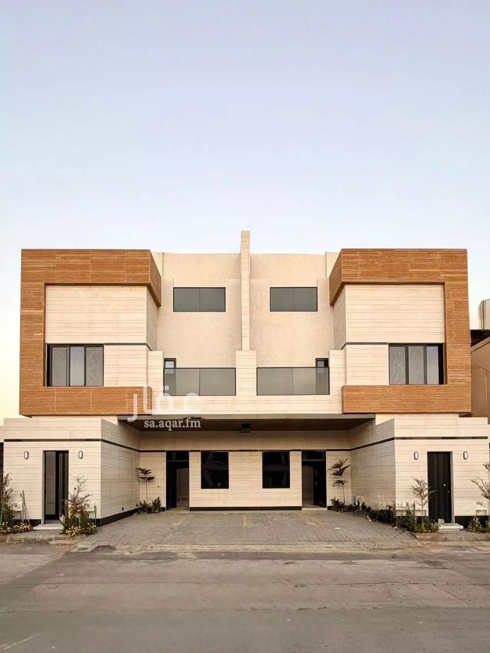 فيلا للبيع في شارع السمرة, حي قرطبة, مدينة الرياض, منطقة الرياض 1 صورة