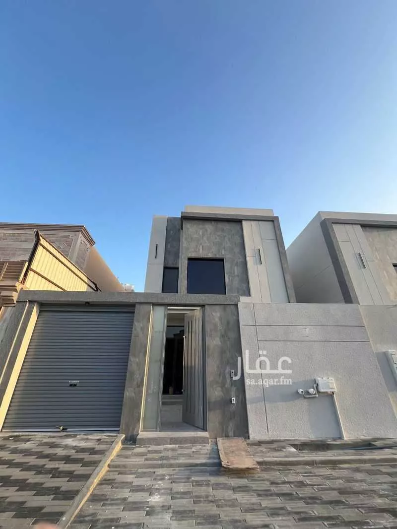 فيلا للبيع في شارع 31ب, حي الندى, مدينة الدمام, المنطقة الشرقية 1 صورة