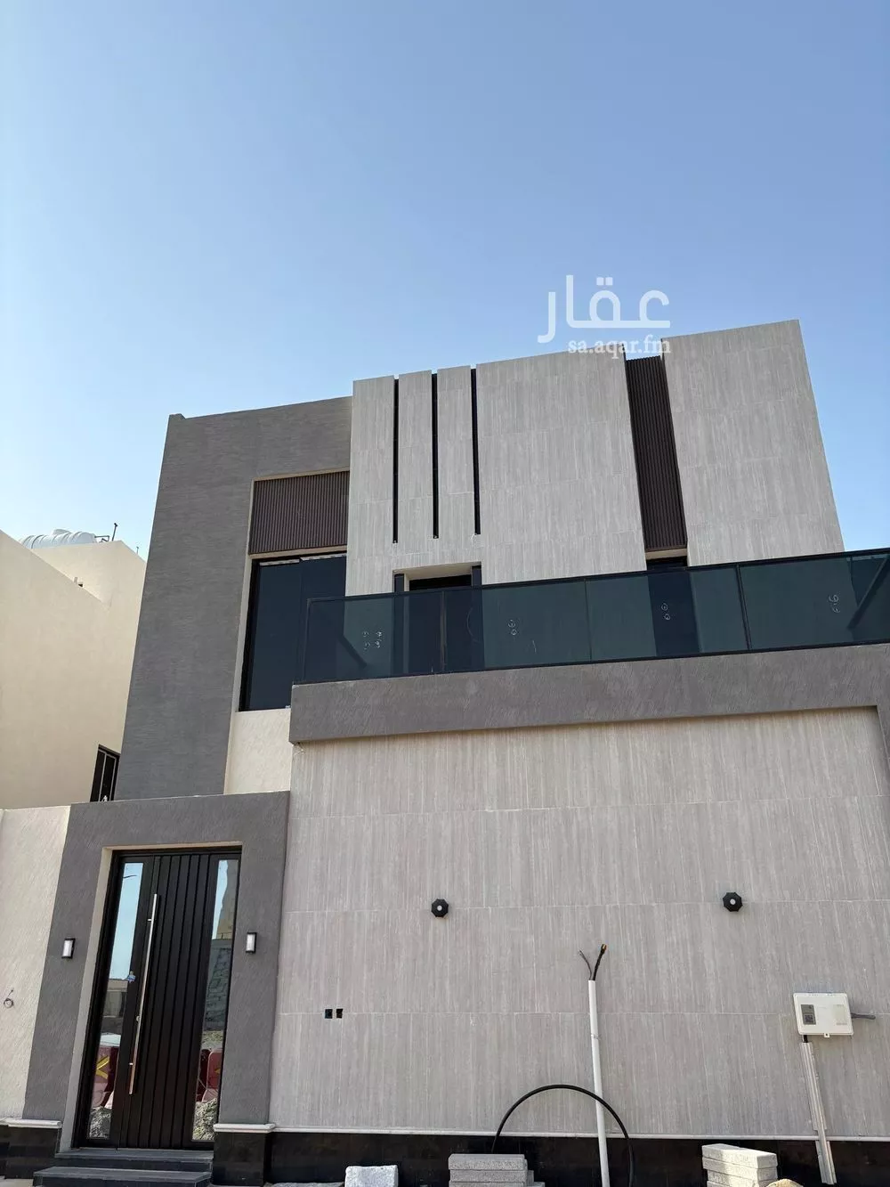 فيلا للبيع في شارع الدار القطني, حي الأمواج, مدينة الخبر, المنطقة الشرقية 1 صورة