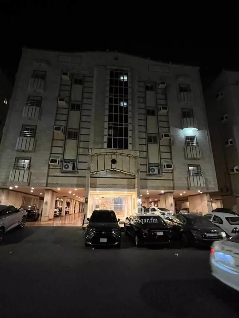عمارة للبيع في شارع صلاح ذهني, حي البوادي, مدينة جدة, منطقة مكة المكرمة 1 صورة
