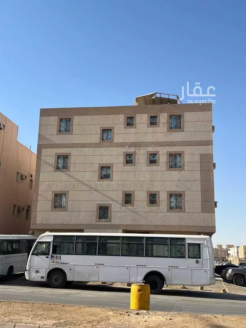 عمارة للإيجار في شارع الجنادل, حي ظهرة لبن, مدينة الرياض, منطقة الرياض 1 صورة
