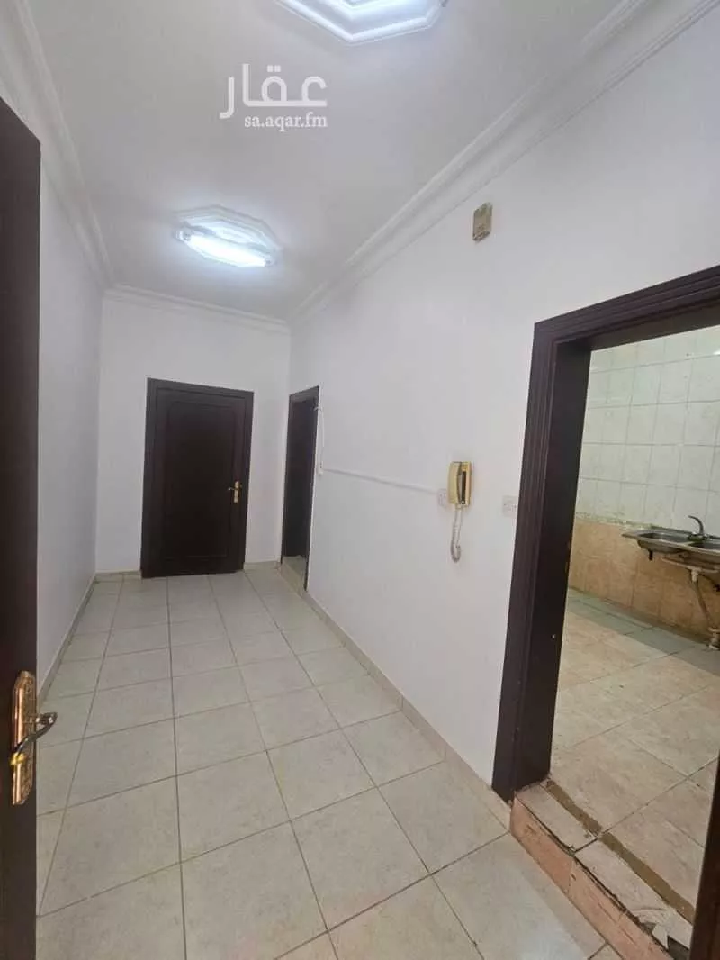 شقة للإيجار في شارع الشيخ محمد بن إبراهيم ، حي الدرعية الجديدة ، الدرعية ، الدرعية 1 صورة