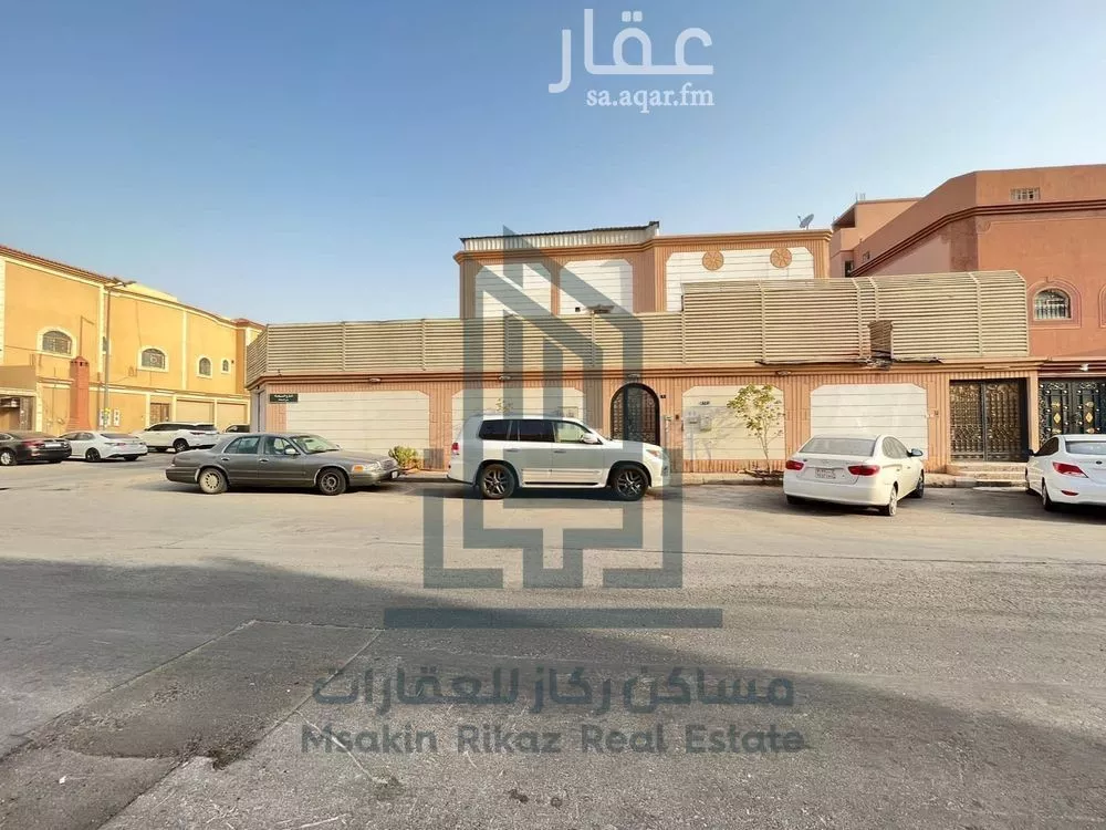فيلا للبيع في شارع البيضاء, حي السعادة, مدينة الرياض, منطقة الرياض 1 صورة