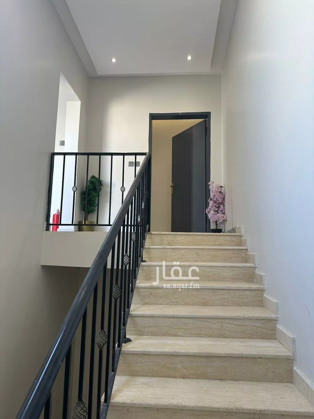 شقة للبيع في شارع الوصابي, حي القادسية, مدينة الرياض, منطقة الرياض 1 صورة