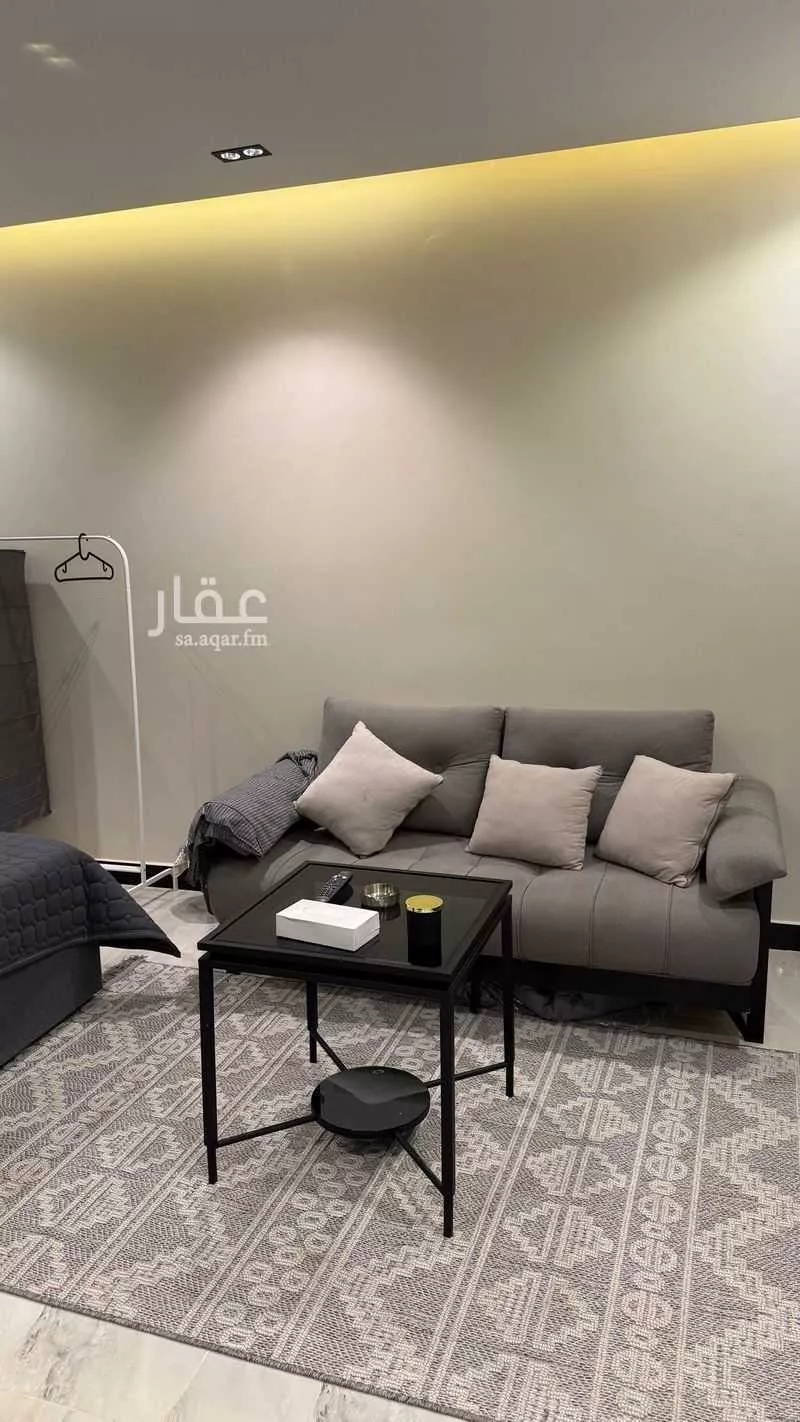 استديو مفروش للحجز في شارع إبراهيم بن نغيمش ، حي العقيق ، الرياض ، منطقة الرياض 1 صورة