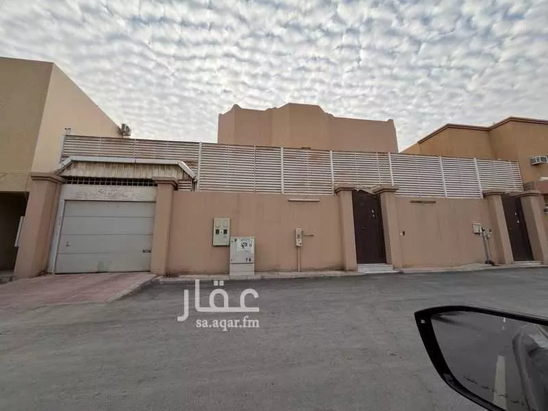 فيلا للبيع في شارع ابن علقمة التميمي, حي السويدي, مدينة الرياض, منطقة الرياض 1 صورة