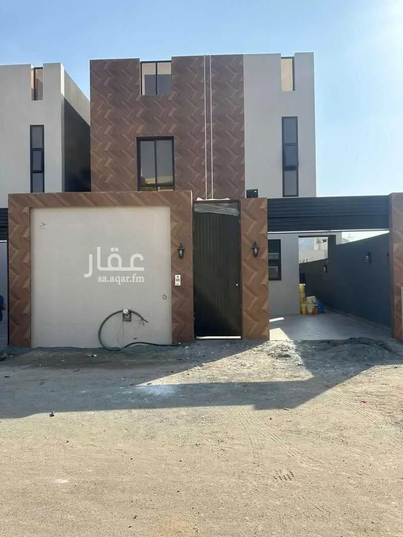 فيلا للبيع في شارع شارع 337 الحسينية 2, حي الهجلة الجديد, مدينة مكة المكرمة, منطقة مكة المكرمة 1 صورة