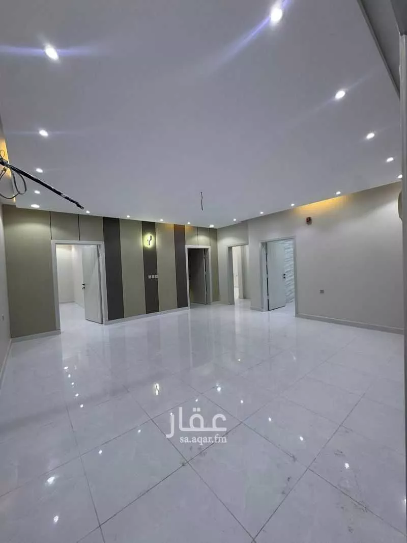 شقة للبيع في شارع محمد البياري, حي البحيرات, مدينة مكة المكرمة, منطقة مكة المكرمة 1 صورة