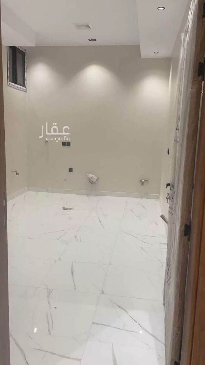 شقة للإيجار في شارع الاسود ابن عبد شمس البلوي ، حي شوران ، المدينة المنورة ، منطقة المدينة المنورة 1 صورة