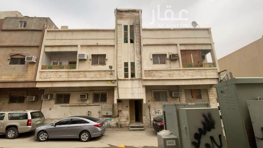 عمارة للبيع في شارع نافع الأنصاري, حي اليمامة, مدينة الرياض, منطقة الرياض 1 صورة