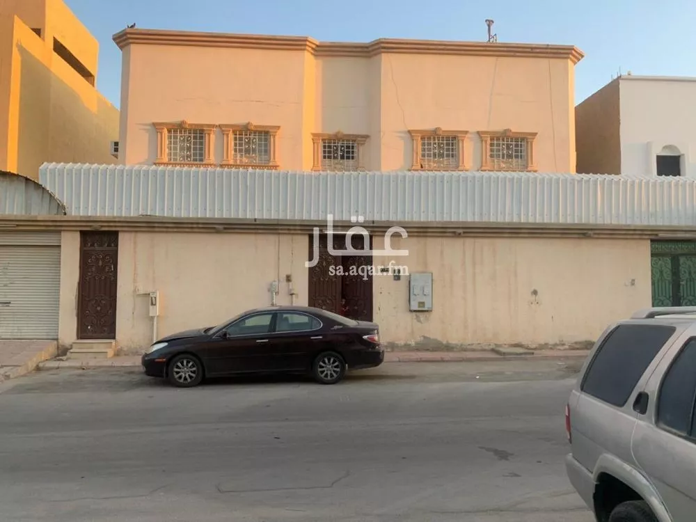 فيلا للبيع في شارع ابن البناء, حي العريجاء الأوسط, مدينة الرياض, منطقة الرياض 1 صورة