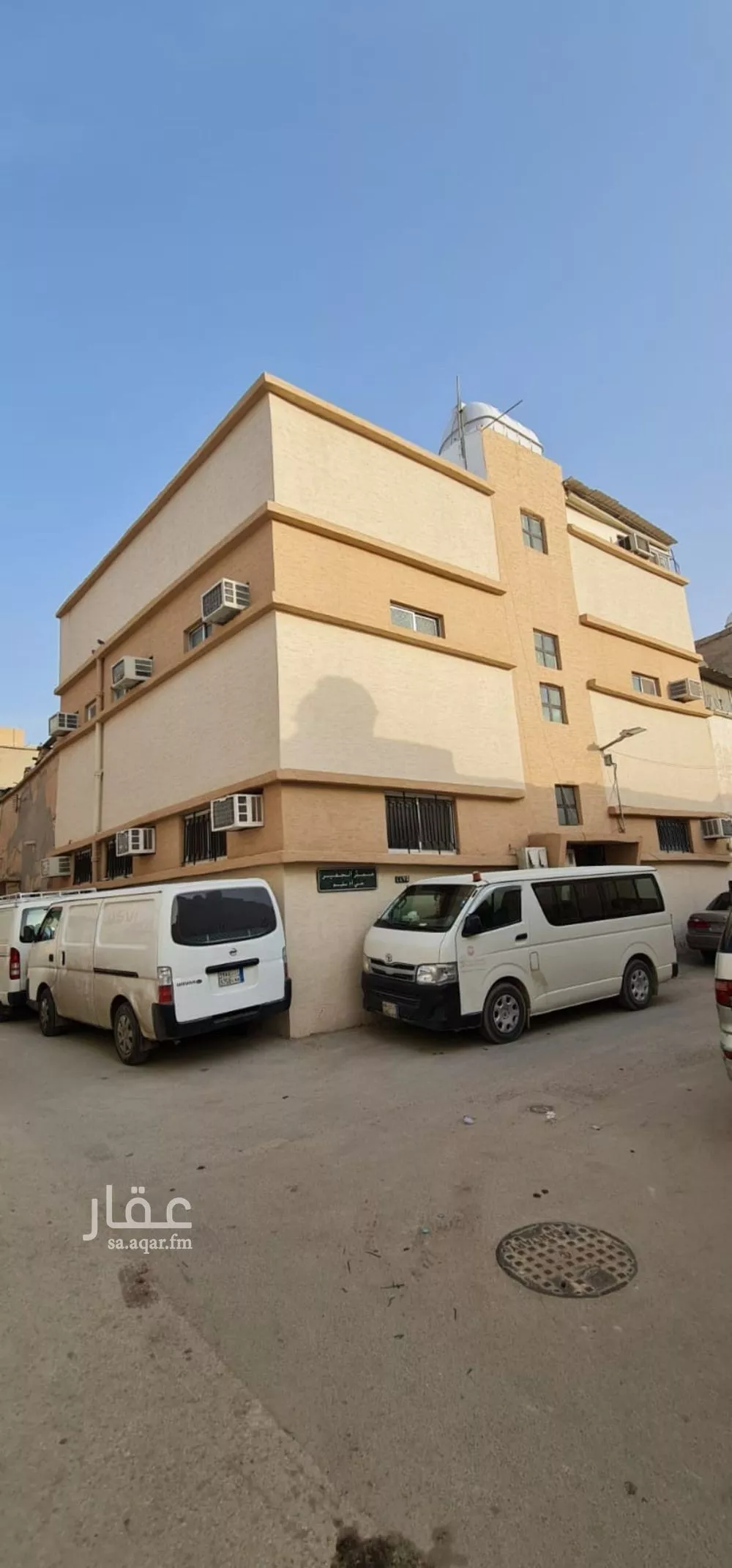 عمارة للبيع في شارع هدية بن خالد, حي أم سليم, مدينة الرياض, منطقة الرياض 1 صورة