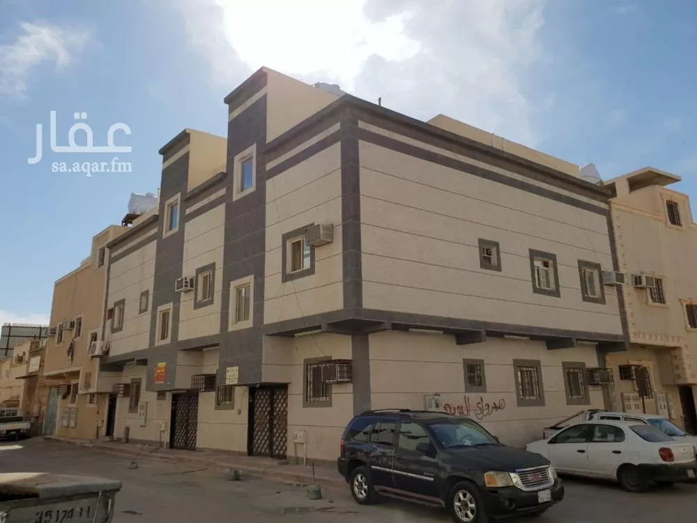 عمارة للبيع في شارع الوهدة, حي منفوحة الجديدة, مدينة الرياض, منطقة الرياض 1 صورة