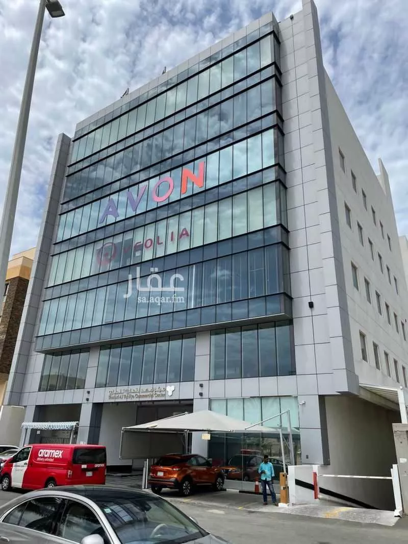 عمارة للإيجار في شارع ابراهيم الجفالي, حي الأندلس, مدينة جدة, منطقة مكة المكرمة 1 صورة