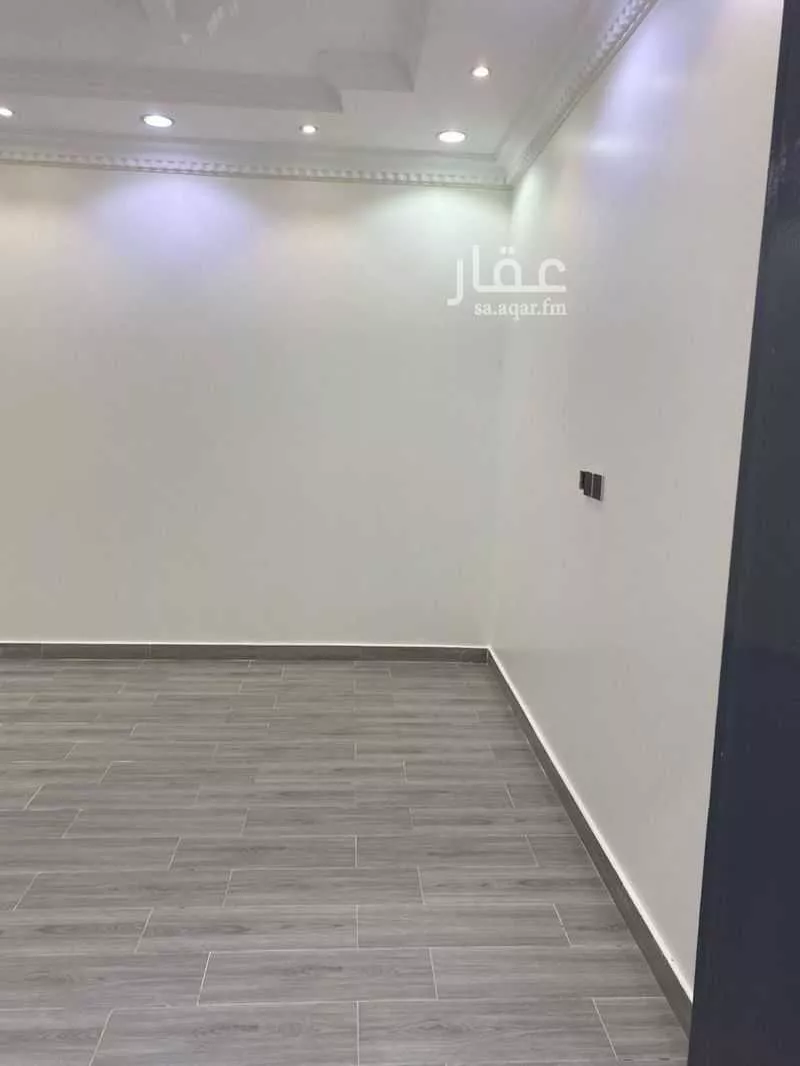 أرض للبيع في شارع علي ابن جميل, حي الشرف, مدينة خميس مشيط, منطقة عسير 1 صورة