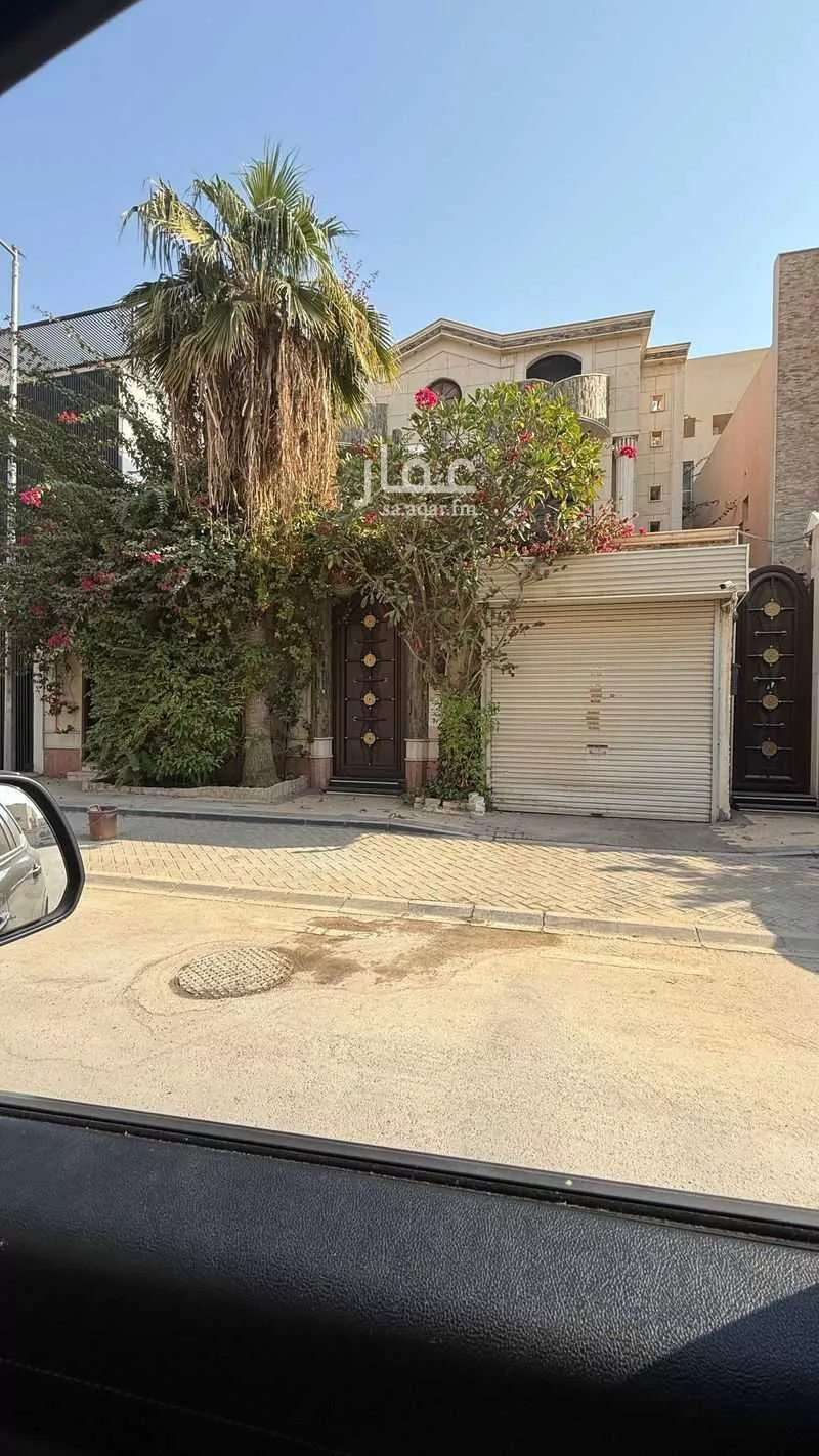 فيلا للبيع في شارع السويدة, حي الفلاح, مدينة الرياض, منطقة الرياض 1 صورة