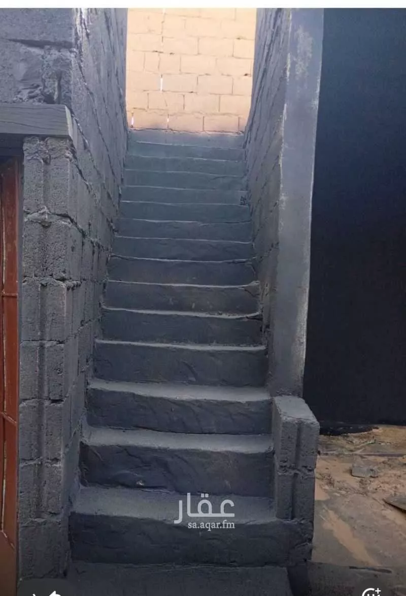 فيلا للبيع في شارع العام, حي رويغب, مدينة رويغب, منطقة الرياض 1 صورة