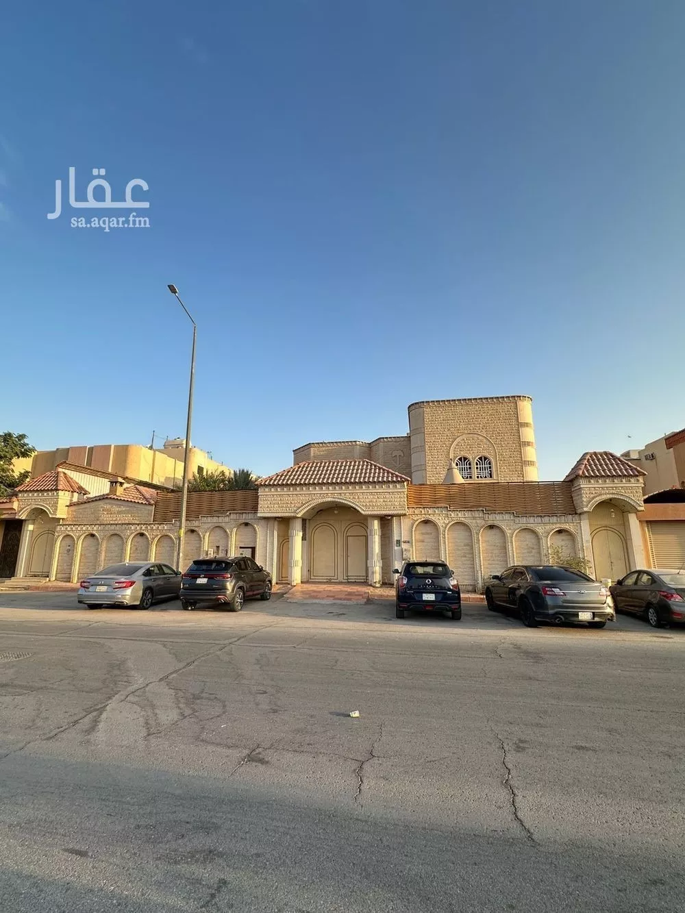 فيلا للبيع في شارع دخنة, حي النهضة, مدينة الرياض, منطقة الرياض 1 صورة