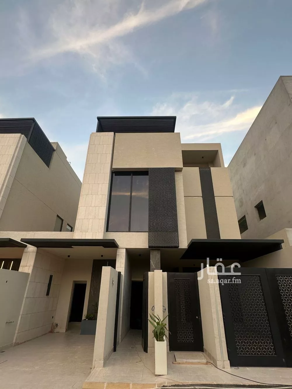 دور للبيع في شارع رقم 163, حي الياسمين, مدينة الرياض, منطقة الرياض 1 صورة